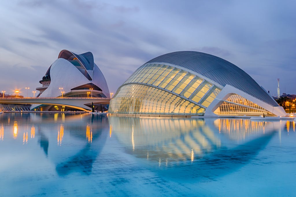 Valencia. Destination Guide: Spain