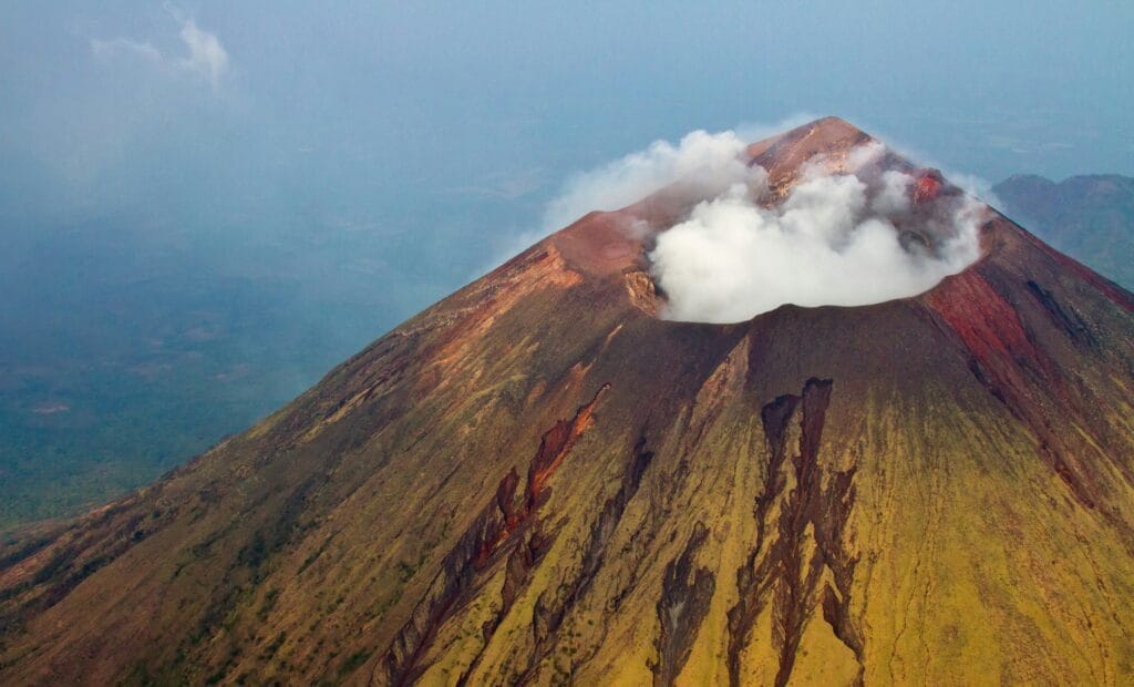 Volcano Nicaragua - Photo By Roberto Zuniga - Unsplash 