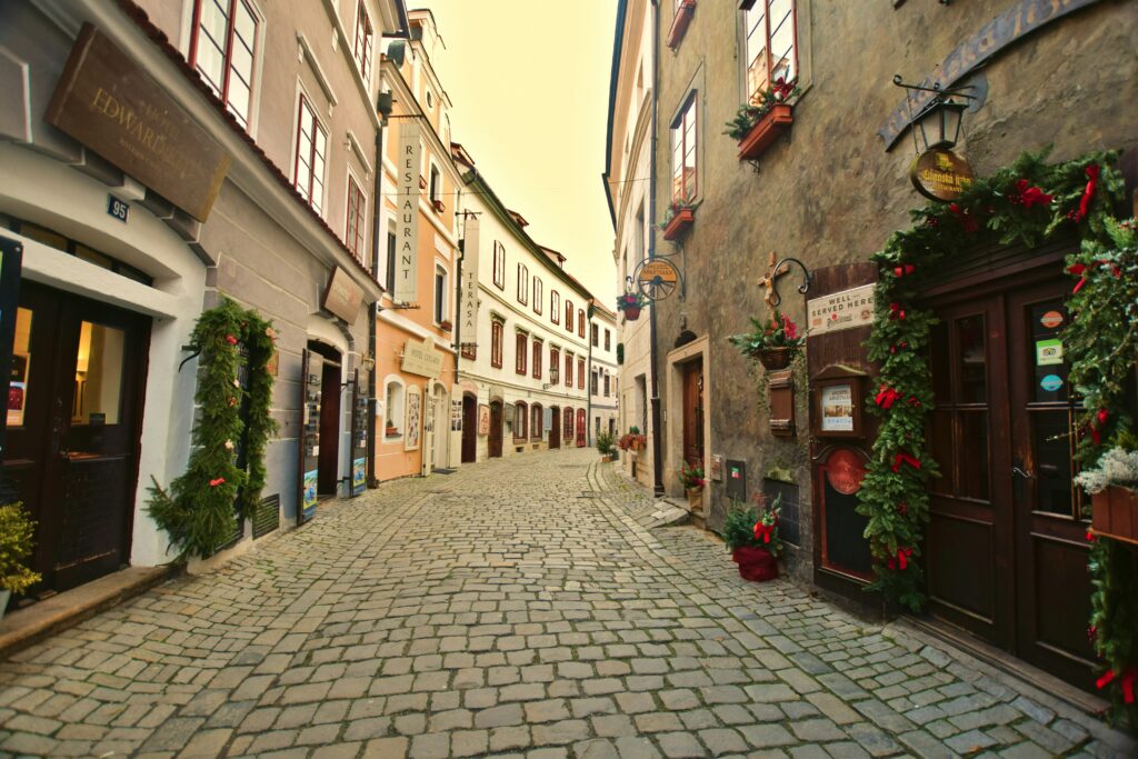 Photo By Anna Gru - Český Krumlov - Unsplash