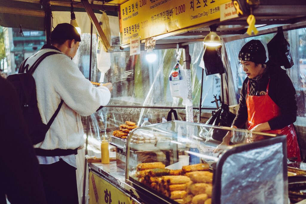daniel-salgado-6GAQsVIp4lE-unsplash-1024x683 Seoul 5-Day Itinerary: Hanoks, Mountain Trails and Street Food Beyond the Hype