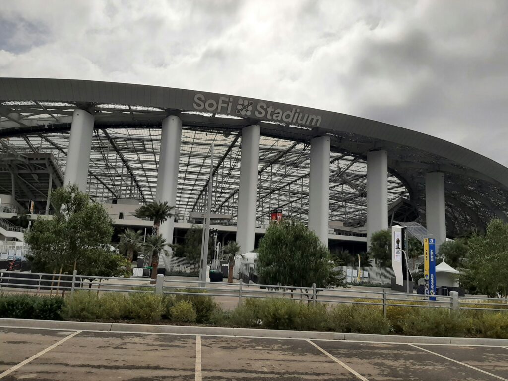 london-bridges-t1XCb5HtVqg-unsplash-1024x768 Los Angeles Between World Cup 2026 Games: Neighborhoods, Day Trips and the City Beyond SoFi Stadium